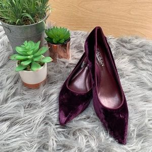 NEVER WORN LAUREN RALPH LAUREN VELVET HEELS